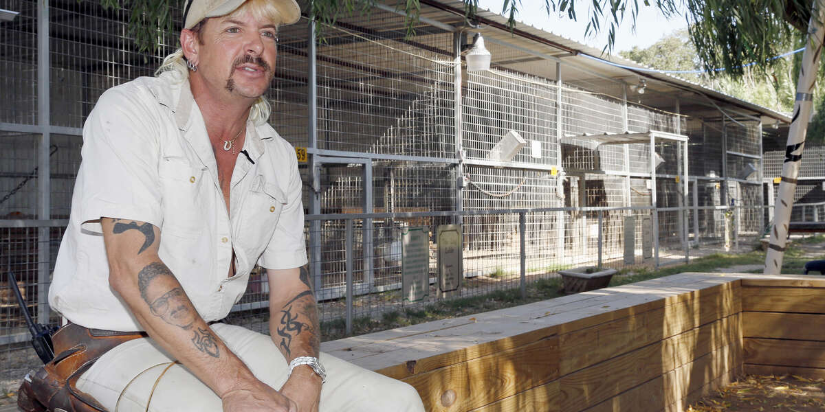 "Tiger King" Joe Exotic Set for Resentencing in Oklahoma - Vimarsana News
