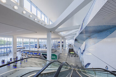 LaGuardia Terminal B