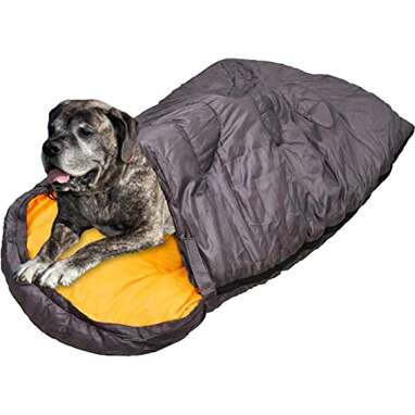 Best for large dogs: Alpha Pet Zone Dog Sleeping Bag