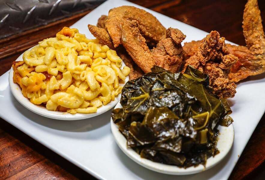 Slades Bar & Grill Boston, MA Thrillist