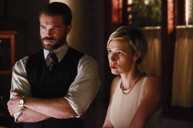 charlie weber and liza weil in how to get away with murder, frank and bonnie