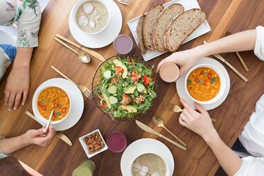 Splendid Spoon soup and salad