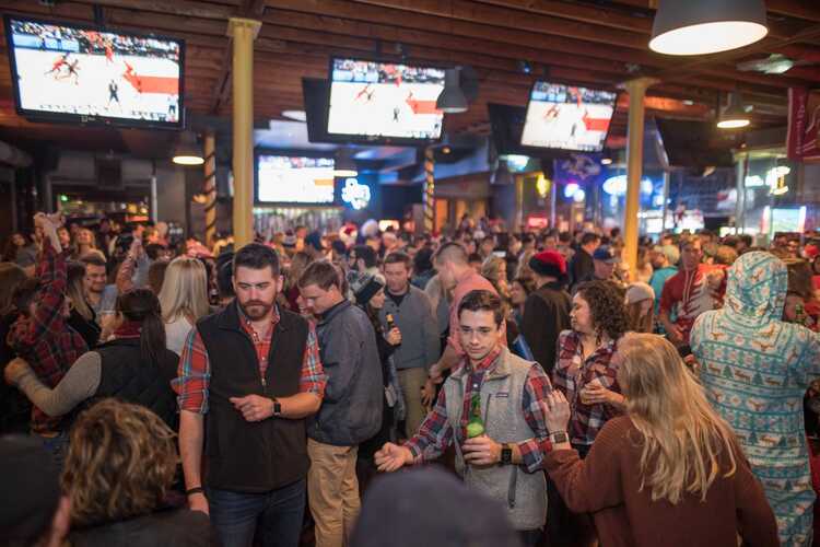 Watch the Super Bowl in Houston at these bars with no cover