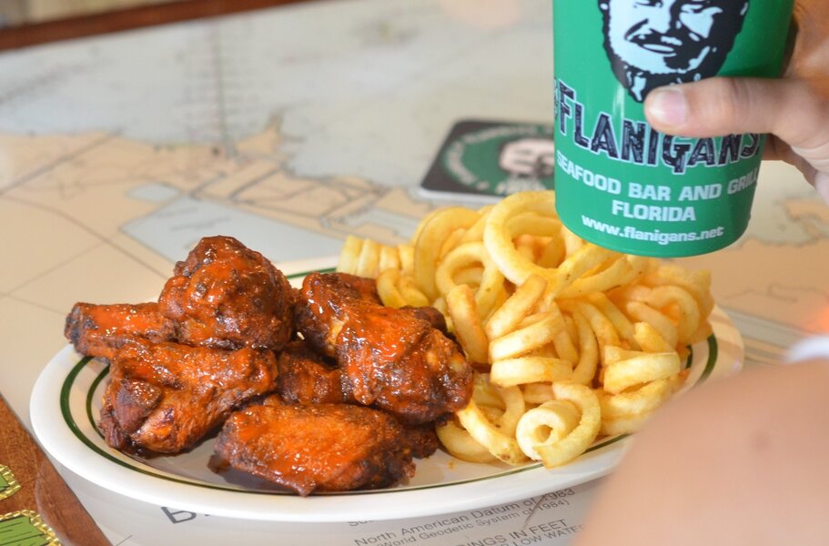Flanigan's Seafood Bar and Grill: Pembroke Pines, FL - Thrillist