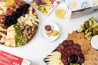 gourmet cheese subscription gift