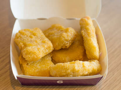 free chicken nuggets mcdonald's