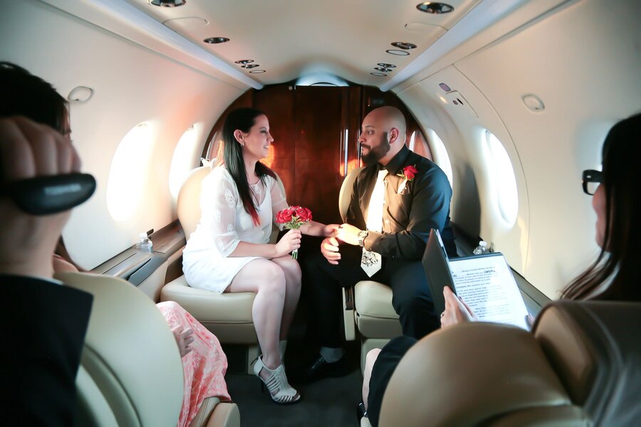 Las Vegas Airline Lets Couples Get Married And Join The Mile High Club Thrillist