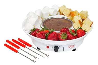  Electric Fondue Maker Deluxe Set w 4 Forks, Removable Serving  Tray & Melting/Warming Setting - Great for Dipping Snacks Marshmallows &  Bread in Chocolate - Appetizers & Desserts - Valentine's Day