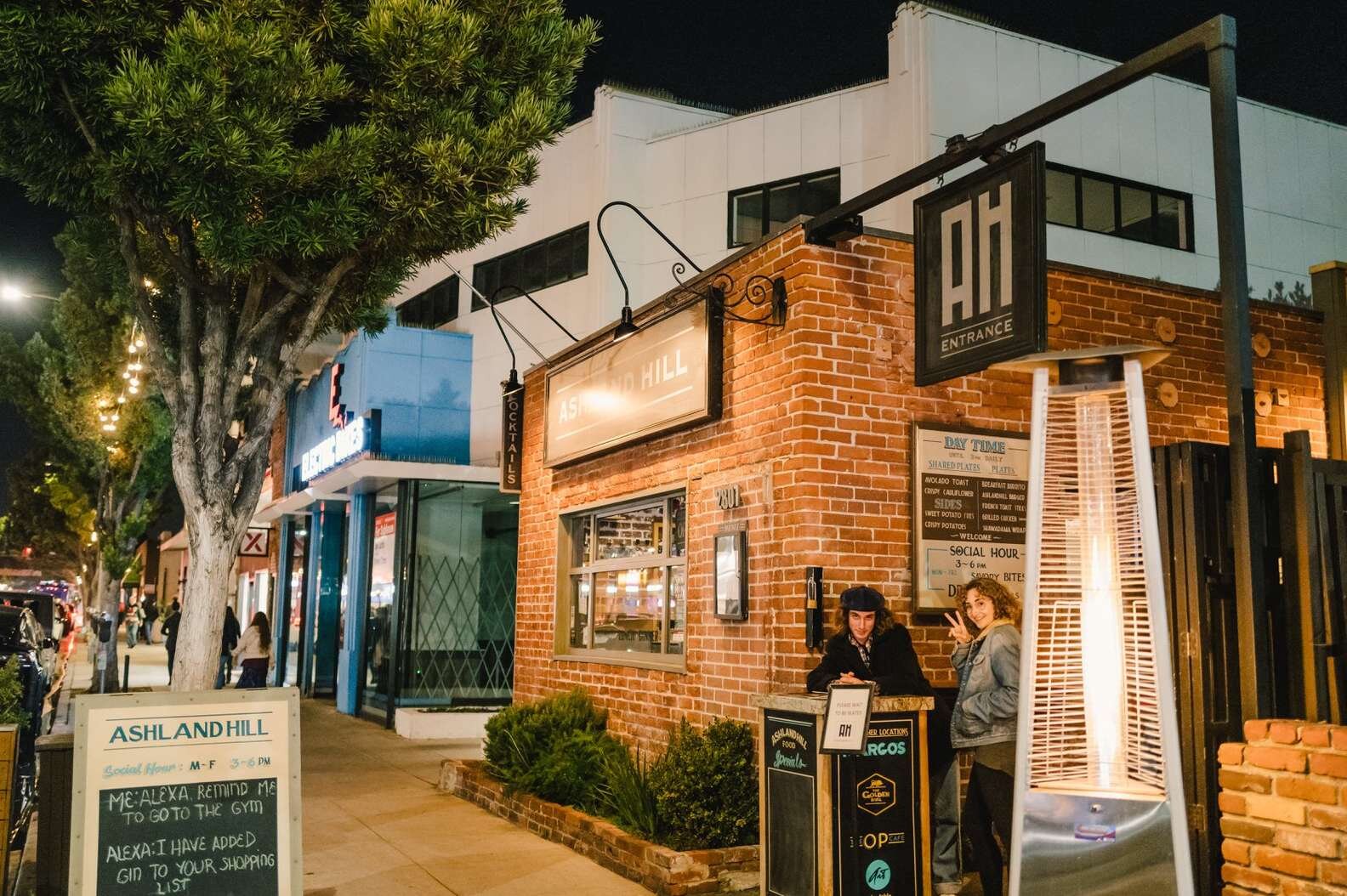 Best Outdoor Restaurants in LA Good Places to Eat Outside Right Now Thrillist