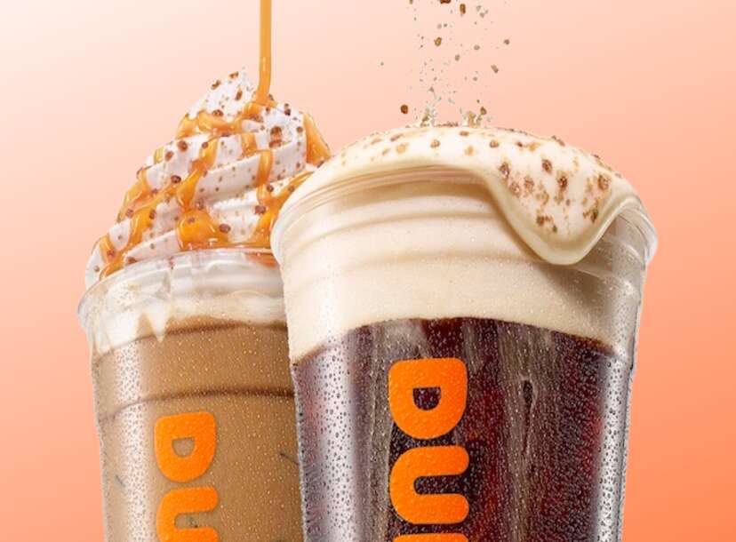 Trying Dunkin' Donuts Vanilla Cold Brew with Sweet Cold Foam for the First  Time!