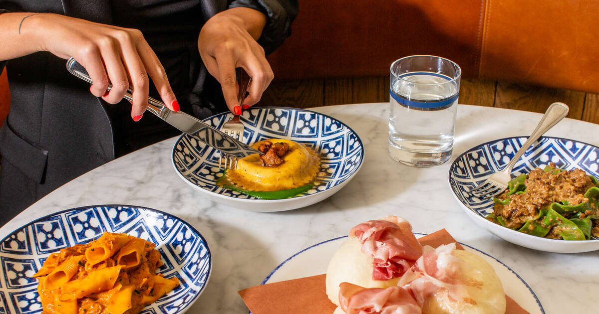 Three Eater Critics Take on Carbone, NYC's Priciest Red Sauce Joint - Eater  NY