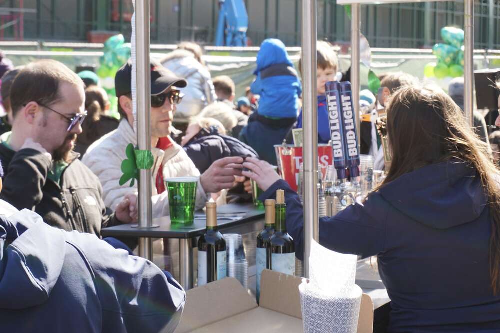 Chicago's St. Patrick's Day Parades Are Back, and So Is the Green Beer -  Eater Chicago