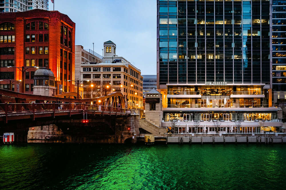 Chicago's St. Patrick's Day Parades Are Back, and So Is the Green Beer -  Eater Chicago