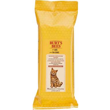 Best cat wipes: Burt’s Bees Dander Reducing Cat Wipes