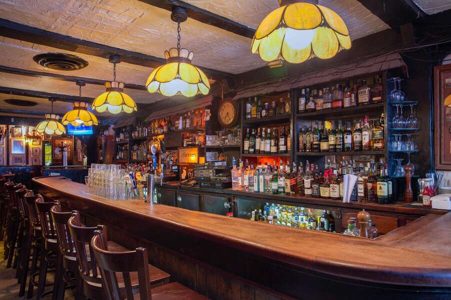 Molly's Shebeen A Bar in New York, NY Thrillist