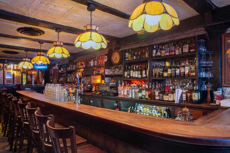 Best Irish Pubs Bars In Nyc To Drink At Right Now Thrillist Best Irish Pubs Bars In Nyc To Drink At Right Now Thrillist