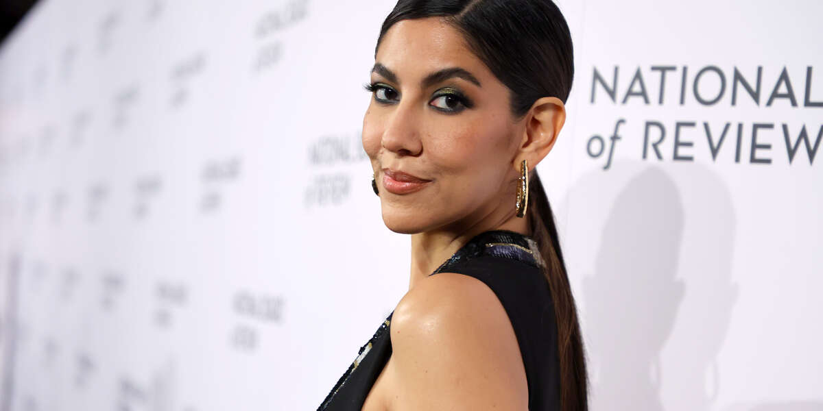 “encanto” Lead Actor Stephanie Beatriz Recorded Hit Song While In Labor Nowthis