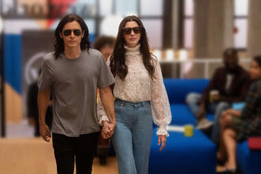 jared leto as adam neumann, jared leto and anne hathaway in wecrashed