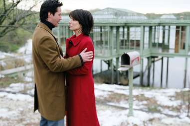keanu reeves and sandra bullock in the lake house