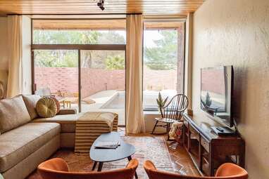 Group-friendly retreat with tons of outdoor space