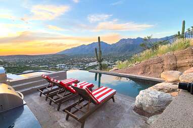 Mountaintop oasis with infinity pool and hot tub