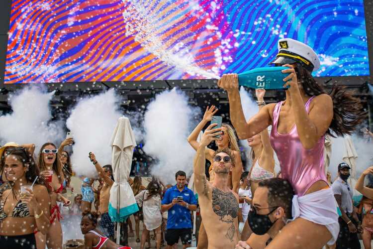 Craziest Spring Break Pool Party, Miami FL - Mar 11, 2022 - 11:00 AM