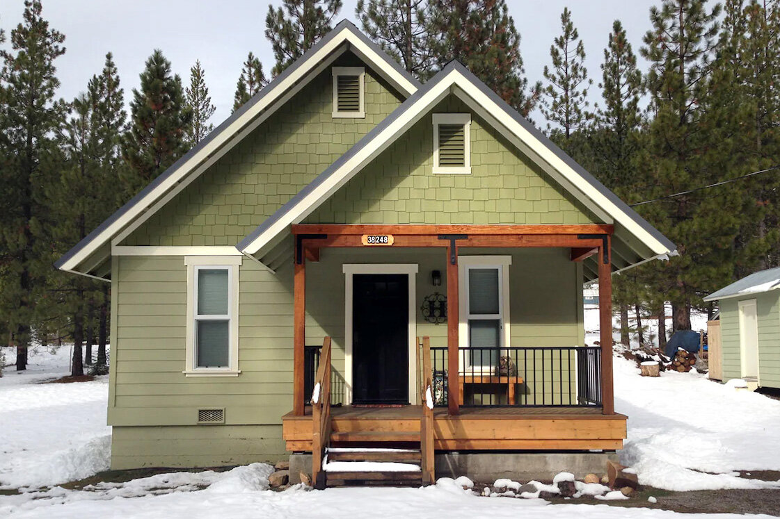 Airbnbs near Lassen Volcanic National Park