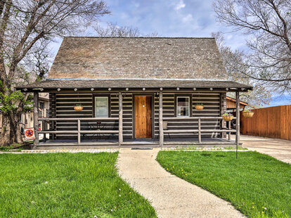 Airbnbs Near Theodore Roosevelt National Park