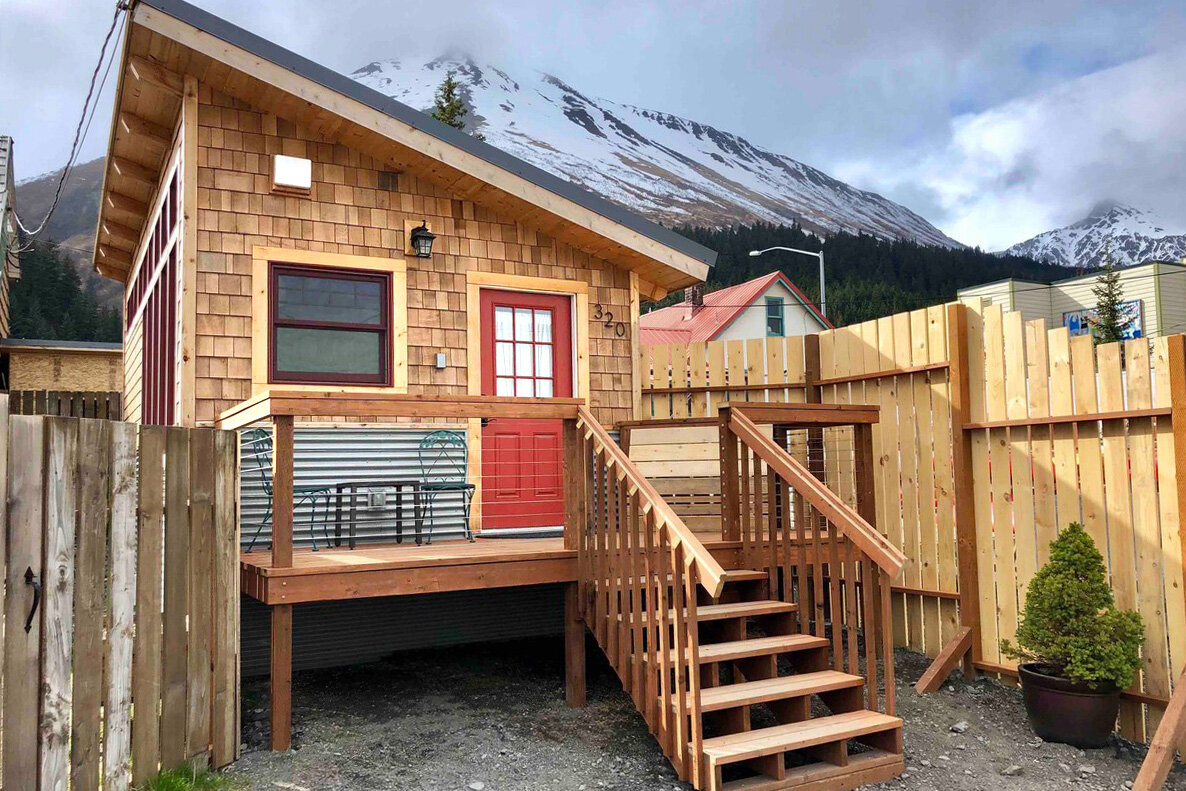 airbnbs near kenai fjords national park