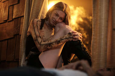 hunter schafer in euphoria season 2, jules season 2