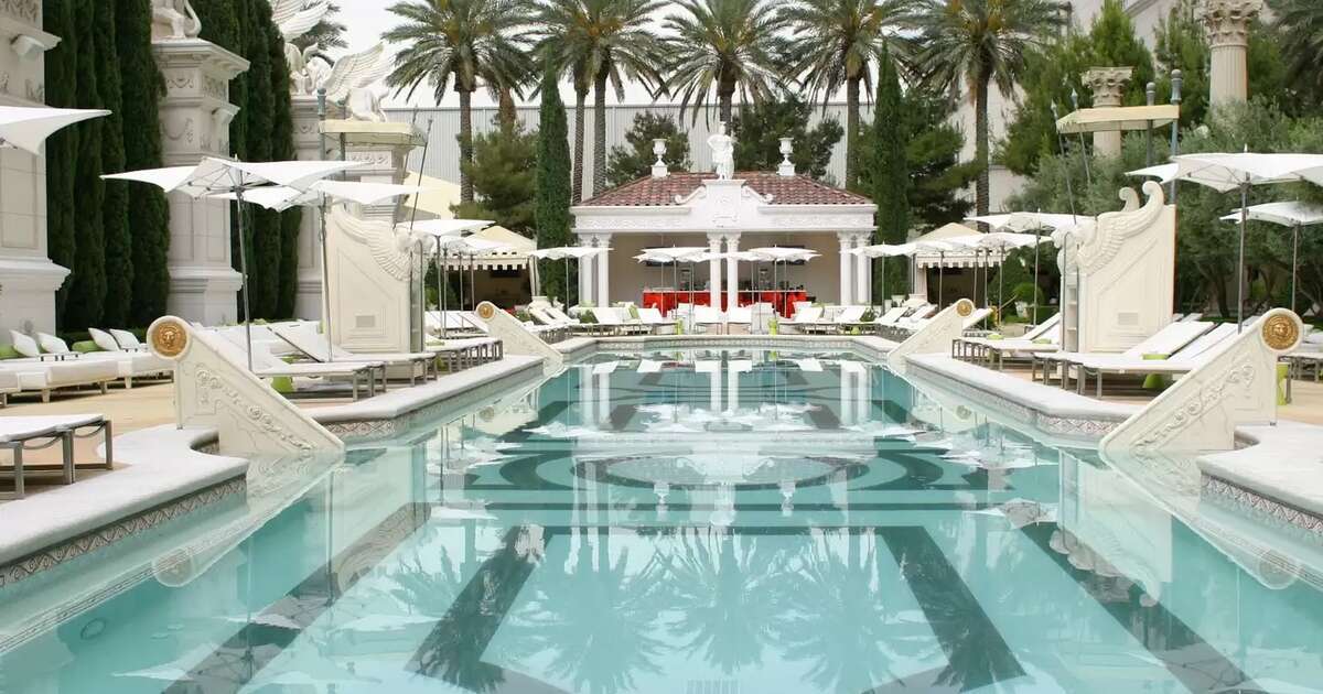 Las Vegas Pool Party Crawl 2024