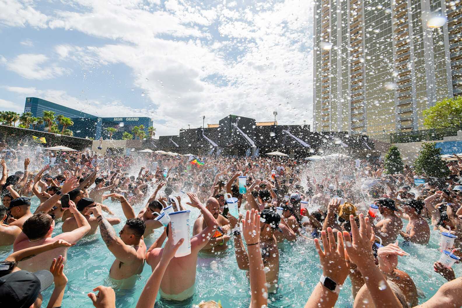 17 Best Pool Parties in Las Vegas - Las Vegas: Salir de noche, terrazas, pool party, discotecas - Foro Costa Oeste de USA