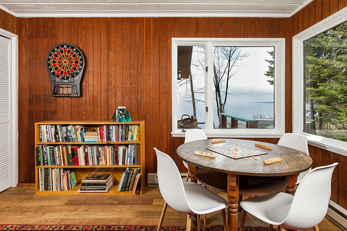 Lake Superior modern cabin airbnb