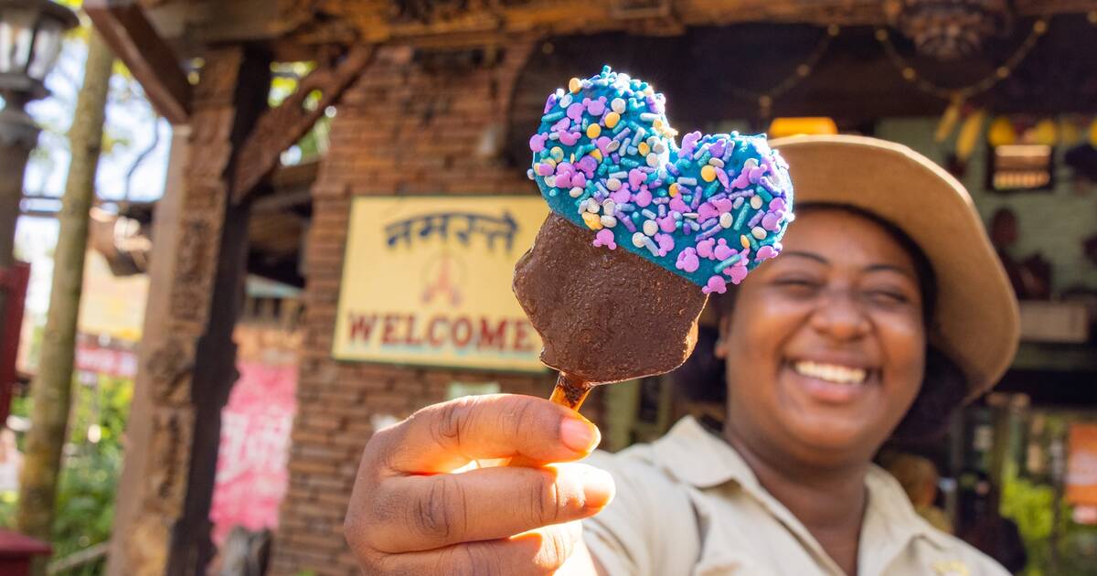 Two NEW Ice Cream Bars in Disney World!, the disney food blog