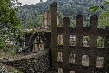 The New Manchester Mill Ruins