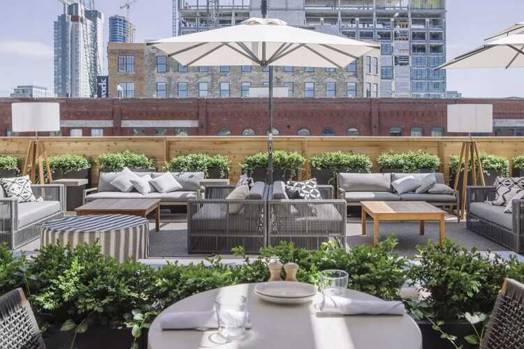 Best Outdoor Dining in Chicago Restaurants & Places to Eat Outside