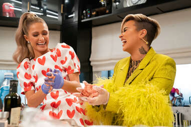 paris hilton and demi lovato in cooking with paris