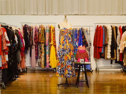 Manhattan Vintage Show Dates & Information: April 8-9 - Thrillist