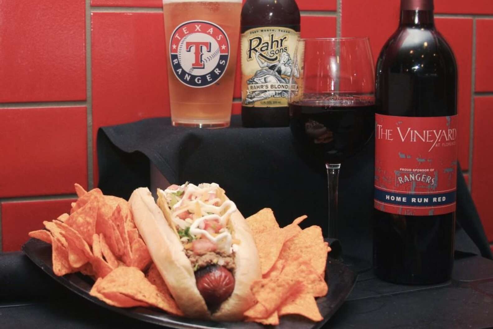 Best Food at Globe Life Field For a Texas Rangers Game - Thrillist