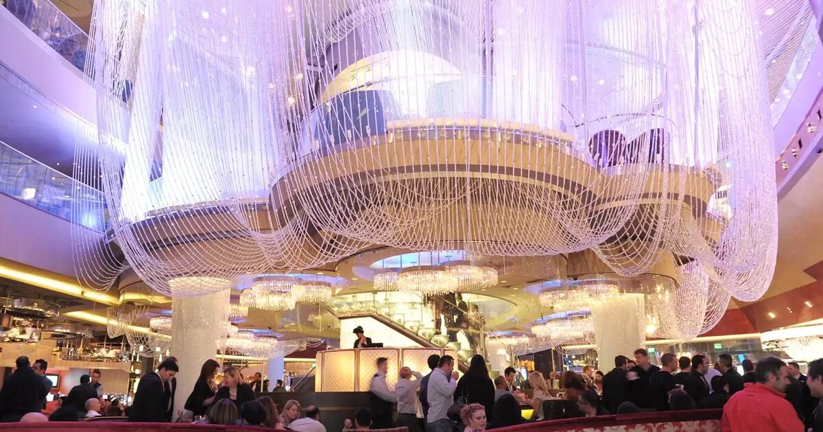 The Chandelier Las Vegas Nv Thrillist