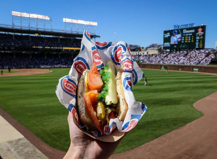 Best Food at Wrigley Field to Eat During a Chicago Cubs Game