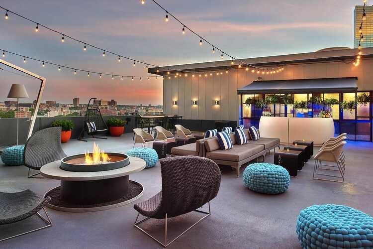 Rooftop Lounge