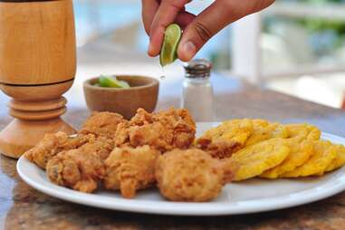 Chicken with plantains