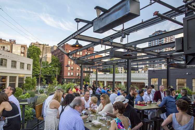 rooftop dining seattle