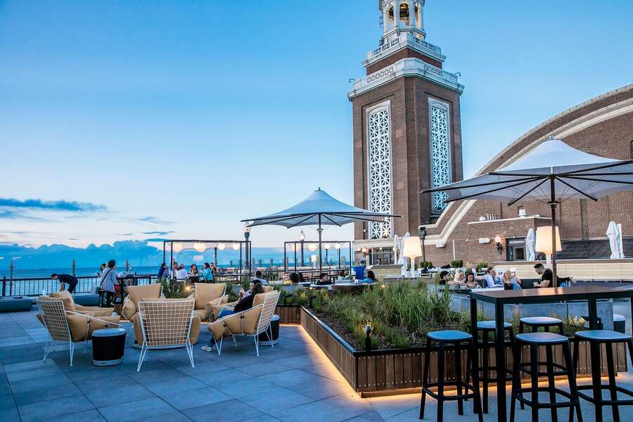 Offshore Rooftop & Bar Chicago, IL Thrillist