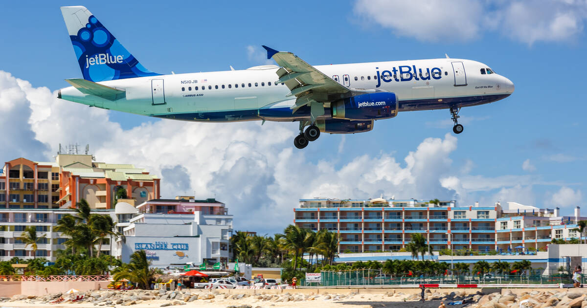 Now arriving: Thursday Night Football on JetBlue. - JetBlue