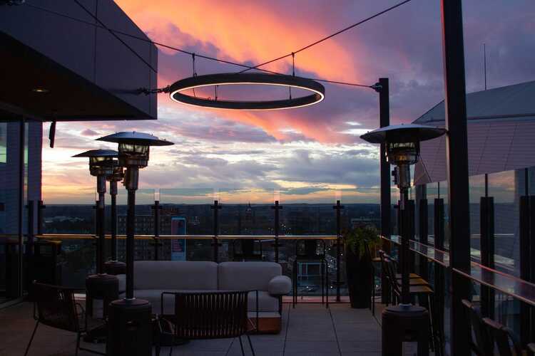 Best Rooftop Bars In Atlanta Where To Drink With A View Thrillist