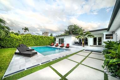 luxurious airbnbs miami beach