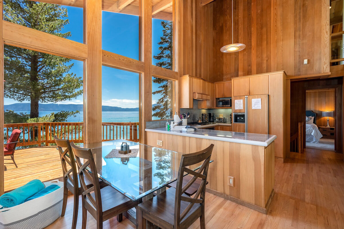 luxurious airbnbs lake tahoe