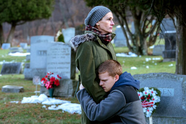 julia roberts ben is back